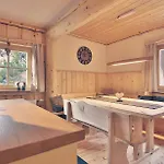 Semesterbostad Joschi Almhuette Hochkar *